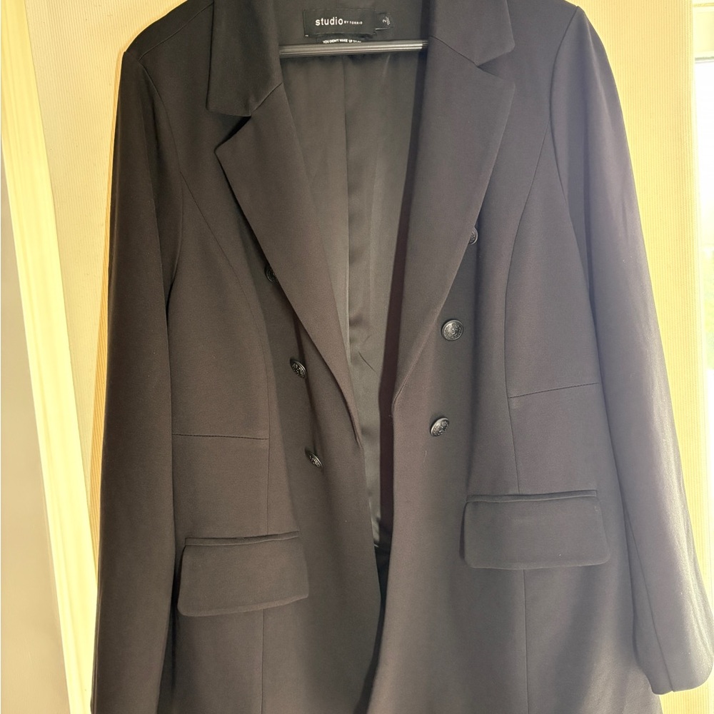 Studio by Torrid Open Longline Black Blazer, Size 2 (18/20) - LAST CHANCE TO BUY